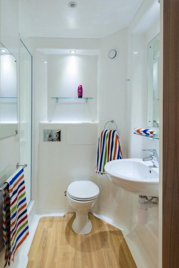 Zeni Ensuite Rooms In Exeter Eksteriør bilde